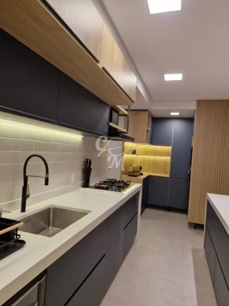 Lindo apartamento, em andar alto e sol da manhã!