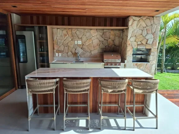 Imagem Oportunidade: Casa em condomínio no bairro Praia do Forte