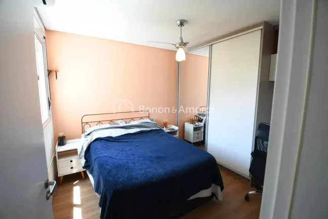 Imagem Localizado no charmoso bairro do Taquaral, este apartamento oferece uma combinação perfeita de con...