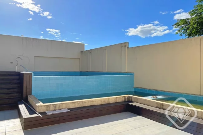 Imagem Apartamento amplo e iluminado na Avenida Cavalhada.

Conforto, privacidade e vaga dupla coberta em c...