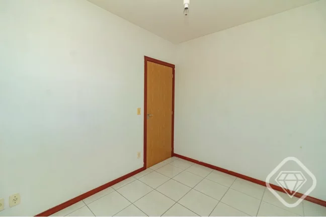 Imagem Apartamento pronto para morar na Avenida Cavalhada
Dois dormitórios, sacada com churrasqueira e vag...