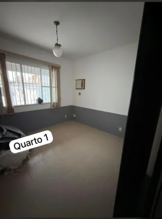 Imagem Casa para Venda em Rio de Janeiro, Campo Grande, 2 dormitórios, 1 banheiro, 3 vagas