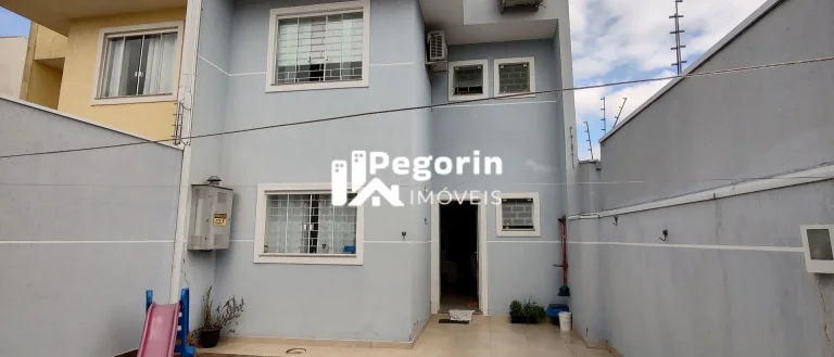 Imagem Sobrado à venda em Curitiba, Cajuru, com 3 quartos, 168,00m²