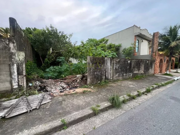 Imagem Espetacular terreno à Venda no Centro de Peruíbe 100m da praia
