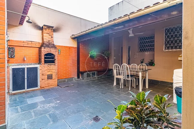 Imagem Casa com 2 Quartos à venda, 100m² - Curicica