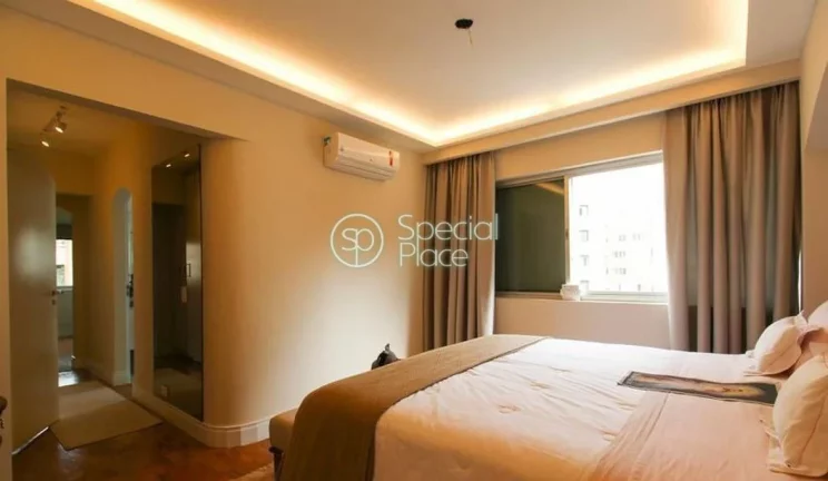 Imagem Amplo apartamento Ã  venda com 3 quartos, sendo 1 suÃ­te, e 3 banheiros no total. Este apartamento Ã...