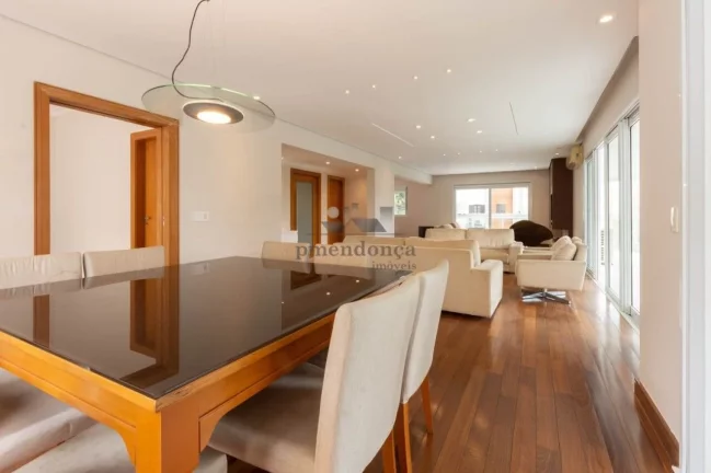 Imagem Apartamento de Alto Padrão na Rua Wanderley, 3 suítes e 4 vagas, 350m²