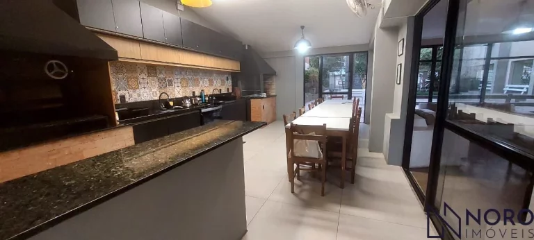 Imagem Apartamento com 2 dormitórios + dependência completa e 1 vaga de garagem na Andr