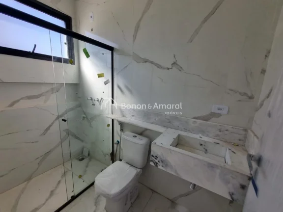Imagem Esta casa maravilhosa, atualmente em fase de acabamento, oferece 225 m² de área construída, propo...