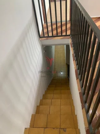 Imagem Vendemos casa de 5 Quartos , 2 Vagas de Garagem,, Quintal,próximo ao metrô em interlagos