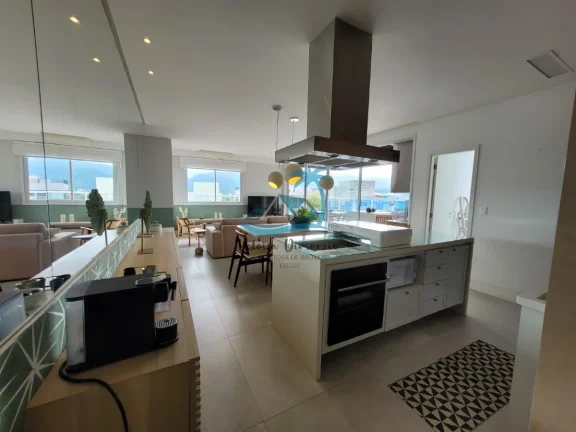 Imagem Apartamento cobertura penthouse com 4 suítes, vagas para 4 carros, 251 m² a venda no Itaguá em Ubatuba.