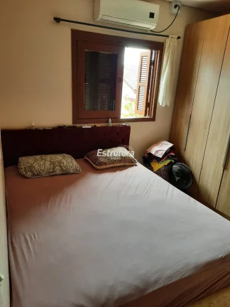 Imagem Linda casa, com jardim e lago artificial