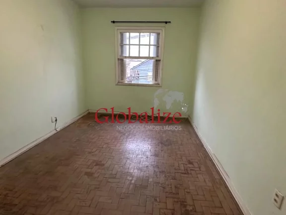 Imagem Sobrado à venda com 98m², 2 quartos, 2 banheiros, quintal, terraço por R$393.000,00 no Macuco em Santos