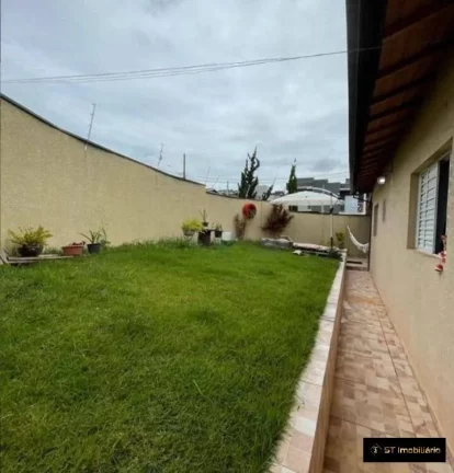 Imagem Casa à Venda em Atibaia Jd Maristela - 250m² por R$900.000,00