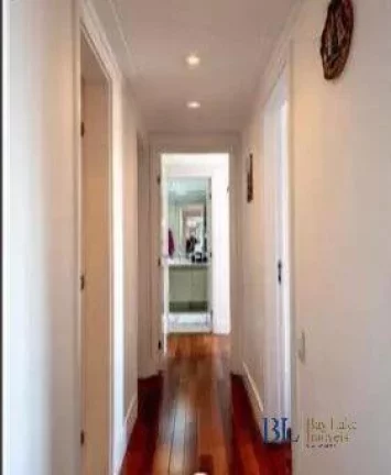 Imagem Vende Apartamento Na Rua Taquari 3 Dormitórios - Sacada Com Churrasqueira!!