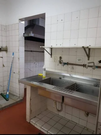 Imagem Casa Comercial - 148M², 5 Salas, 2 Banheiros, Terraço Fechado.