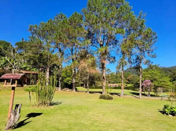 Imagem Casa em Condomínio para Venda em Teresópolis / RJ no bairro Albuquerque