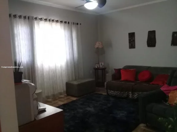 Imagem Casa para Venda em Limeira, Jardim Nossa Senhora do Amparo, 3 dormitórios, 1 suíte, 1 banheiro, 2 vagas