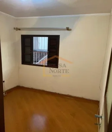 Imagem Sobrado amplo com 2 dormitórios com armários, 2 banheiros, sala com ar-condicionado, cozinha grand...