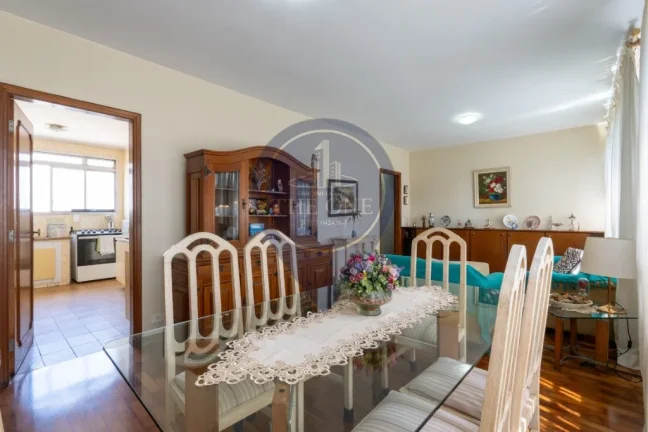 Imagem Impecável apartamento de 3 quartos com suíte e vaga na garagem em Pinheiros, São Paulo - 117m²
