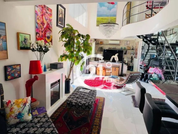 Imagem Apartamento Duplex com 2 suítes, 138 m² - Cerqueira Cesar