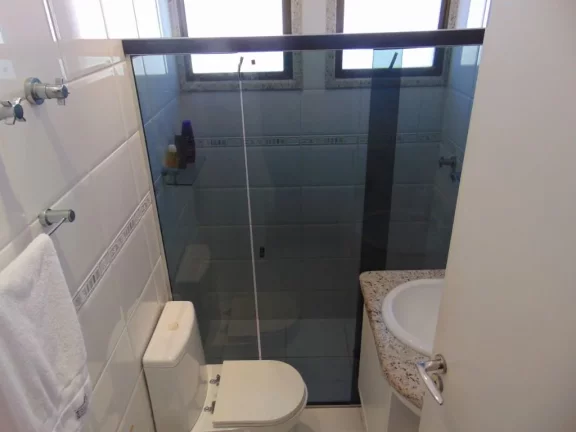 Imagem PITANGUEIRAS – NA SEGUNDA QUADRA DA PRAIA, MARAVILHOSA VISTA MAR, LOCALIZAÇÃO PRIVILEGIADA, 109 M² ÚTEIS, 02 VAGAS DE GARAGEM NO PRÉDIO, CHURRASQUEIRA