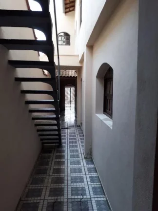 Imagem Sobrado com 3 dormitórios à venda, 161 m² por R$ 650.000,00 - Jardim Santa Helena - Suzano/SP