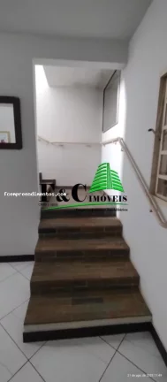 Imagem Casa para Venda em Araras, Parque das Árvores, 5 dormitórios, 1 suíte, 2 banheiros, 2 vagas