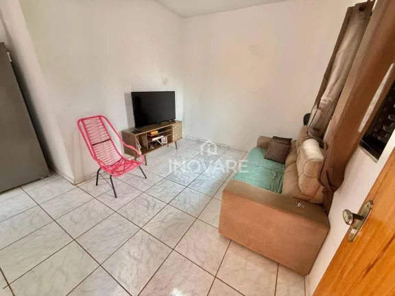 Imagem Casa com 3 dormitórios à venda, 103 m² por R$ 320.000,00 - Jardim Leonora - Itumbiara/GO