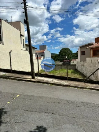 Imagem Terreno a venda em Amparo no centro