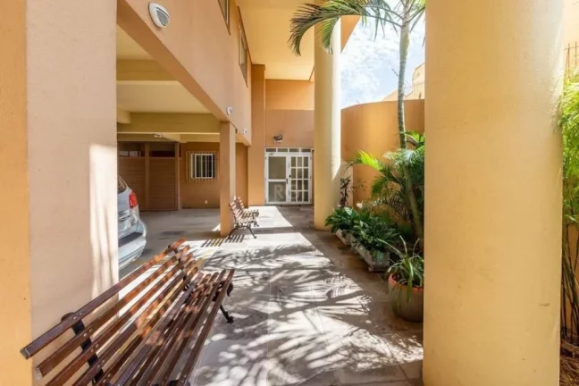 Imagem Apartamento à venda em Porto Alegre, Jardim Botânico, com 2 quartos, 63m2