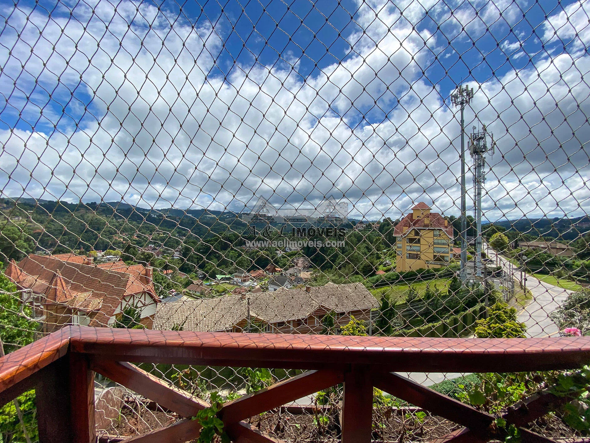 Imagem Apartamento à venda em Campos do Jordão - Com vista panorâmica