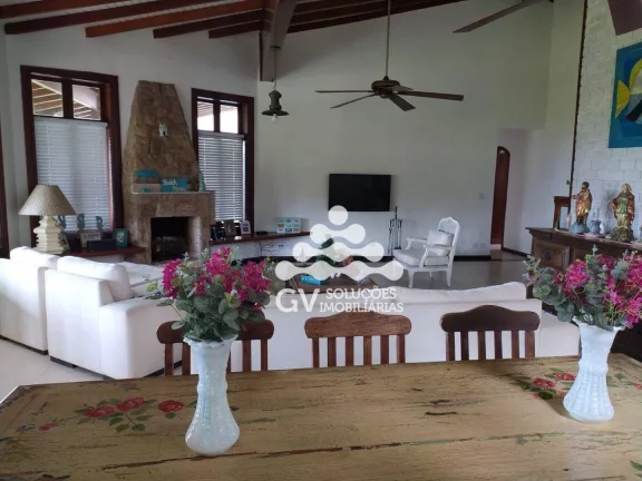 Imagem Casa com 5 dormitórios à venda, 300 m² por R$ 5.500.000,00 - Condomínio Lagoinha - Ubatuba/SP