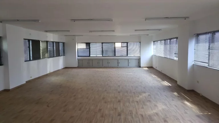 Imagem Conjunto Comercial na Bela Cintra