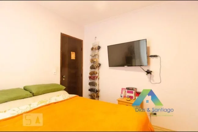 Imagem Apartamento com quintal e churrasqueira em condomínio diferenciado, com 2 dormitórios, 2 vagas com área gourmet excelente localização.