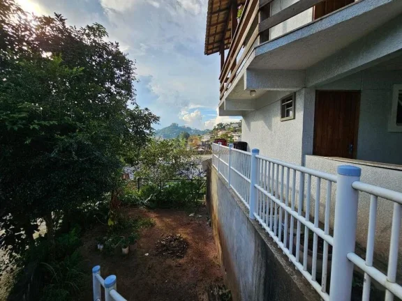 Imagem Casa em Condomínio para Venda em Teresópolis / RJ no bairro Tijuca