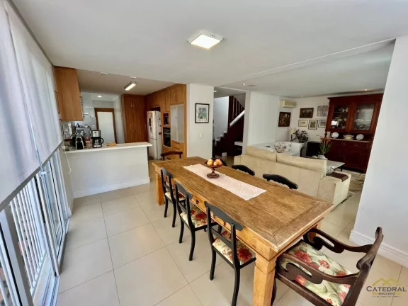 Imagem Casa a Venda com 4 Quartos (3 Suítes) - Condomínio Santa Tereza - Jundiaí/SP