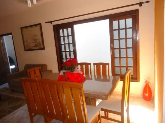 Imagem Sobrado à venda, 212 m² por R$ 450.000,00 - Jardim Cacique - Suzano/SP