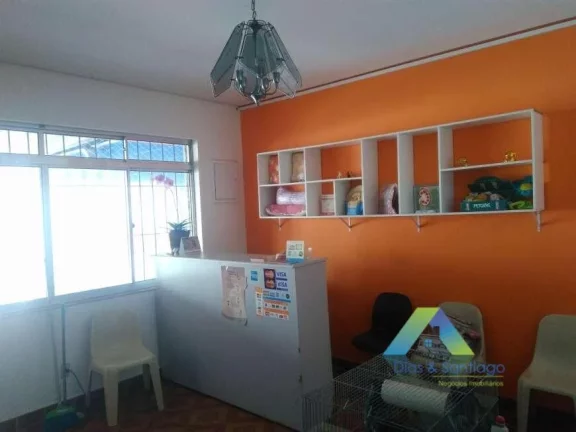 Imagem Casa com 250 m² área construída, terreno total de 400 m².