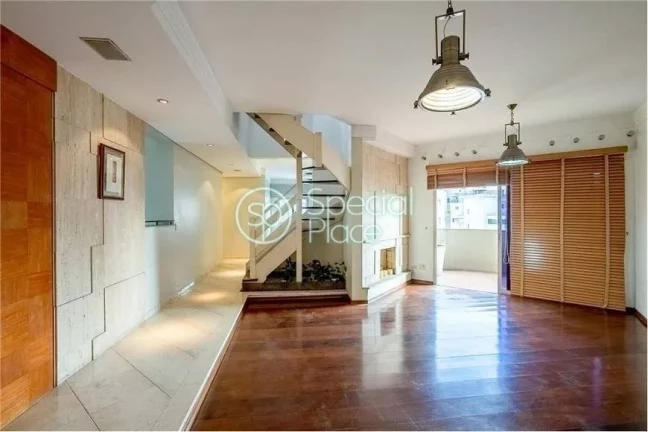 Imagem Ótima cobertura em Moema Pássaros com vista livre! - Área: 287,00m² Piso inferior: Hall de entra...