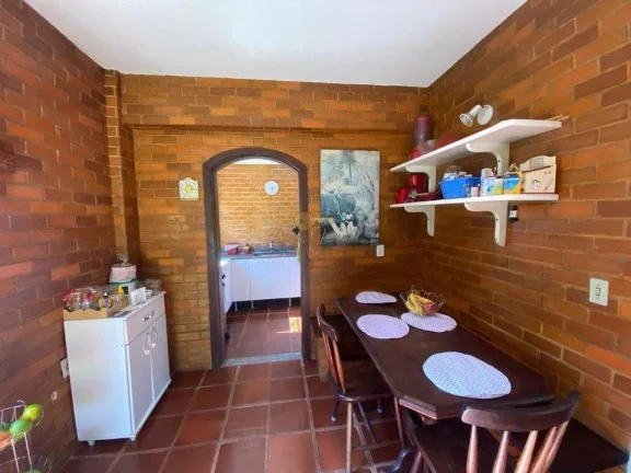 Imagem Casa para Venda em Teresópolis / RJ no bairro Golfe