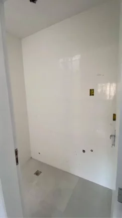 Imagem Sobrado Geminado em Condomínio