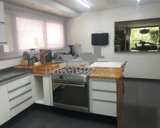 Imagem Lindo apartamento reformado em Predinho charmoso, sem elevador, em uma das ruas mais cobiçadas em P