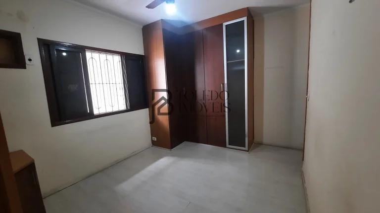 Imagem Casa com 2 Dormitórios sendo 1 suíte no bairro Canto do Forte - Praia Grande