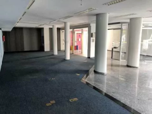 Imagem Sobrado Comercial para Locação com Área Construída 338 m² na Av. Portugal em Santo André