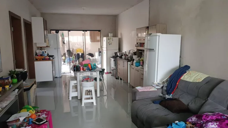 Imagem Terreno no Sitio Cercado com casa não averbada em fase de acabamento