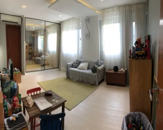 Imagem Imperdível Casa em Condomínio à Venda em Lauro de Freitas-BA, Recreio Ipitanga: 4 Quartos, 4 Suítes, 3 Salas, 1 Banheiro, 4 Vagas, 250m².