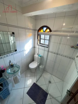 Imagem Casa 200m² - 4 Dorm - 1 Suíte - 2 Vagas