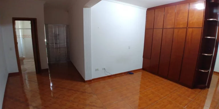 Imagem Sobrado com 3 dormitórios para alugar, 350 m² por R$ 3.960/mês - Vila Curuçá - Santo André/SP