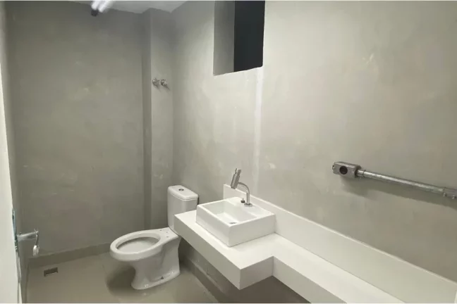 Imagem Salão Comercial Reformado na Lapa – Espaço Amplo, Versátil e Pronto para Sua Empresa!